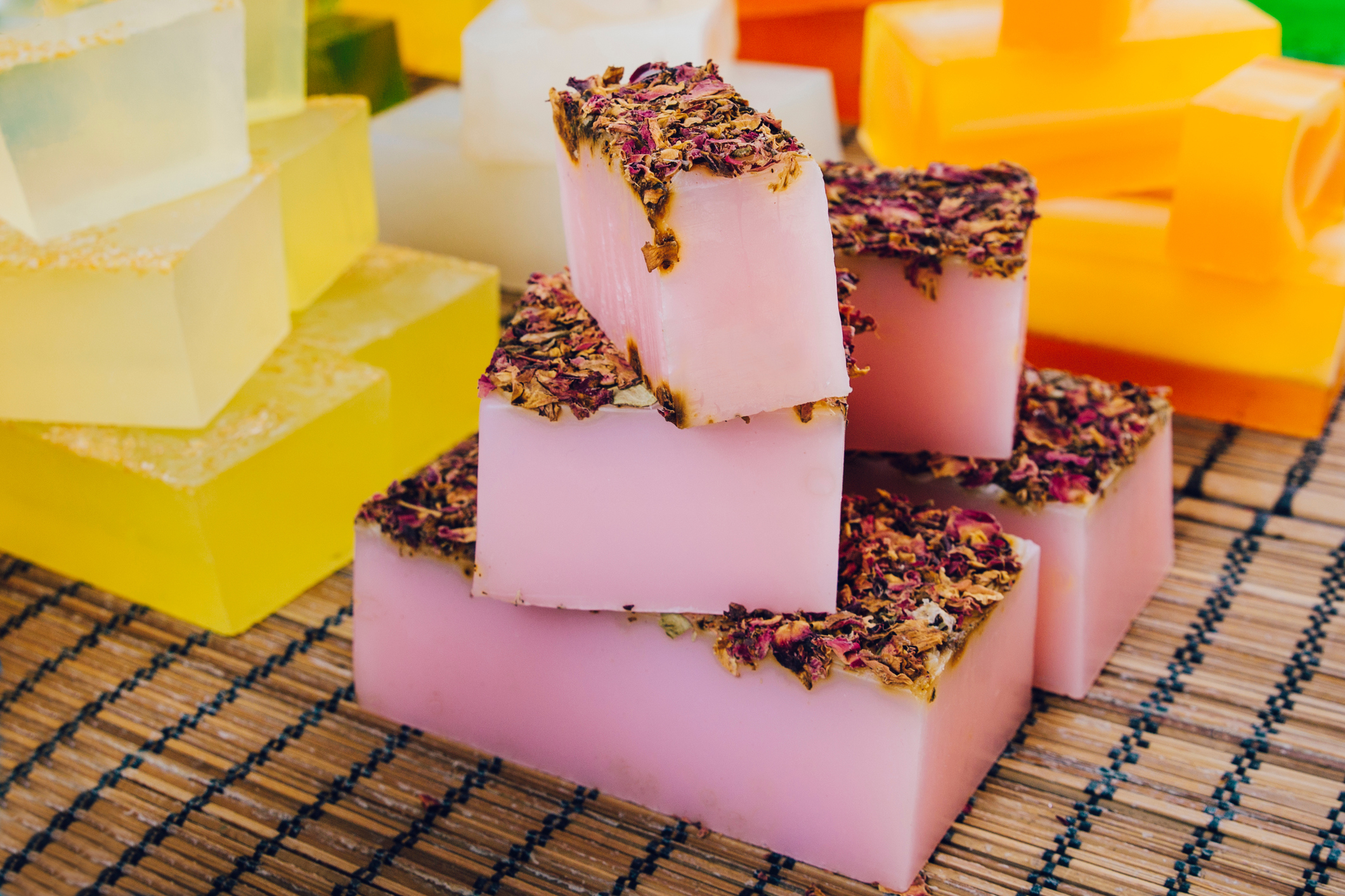Sabun dari Aroma Waktu yang Dicuri dari Mimpi